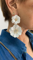 Duo White Flowers Earrings